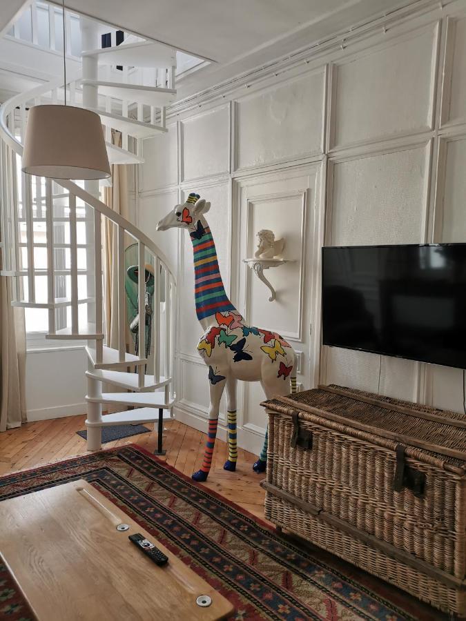 Les Papillons De St Leonard Apartment Honfleur Bagian luar foto