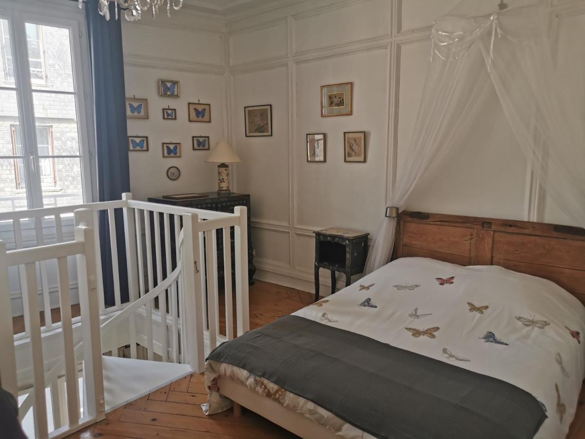 Les Papillons De St Leonard Apartment Honfleur Bagian luar foto